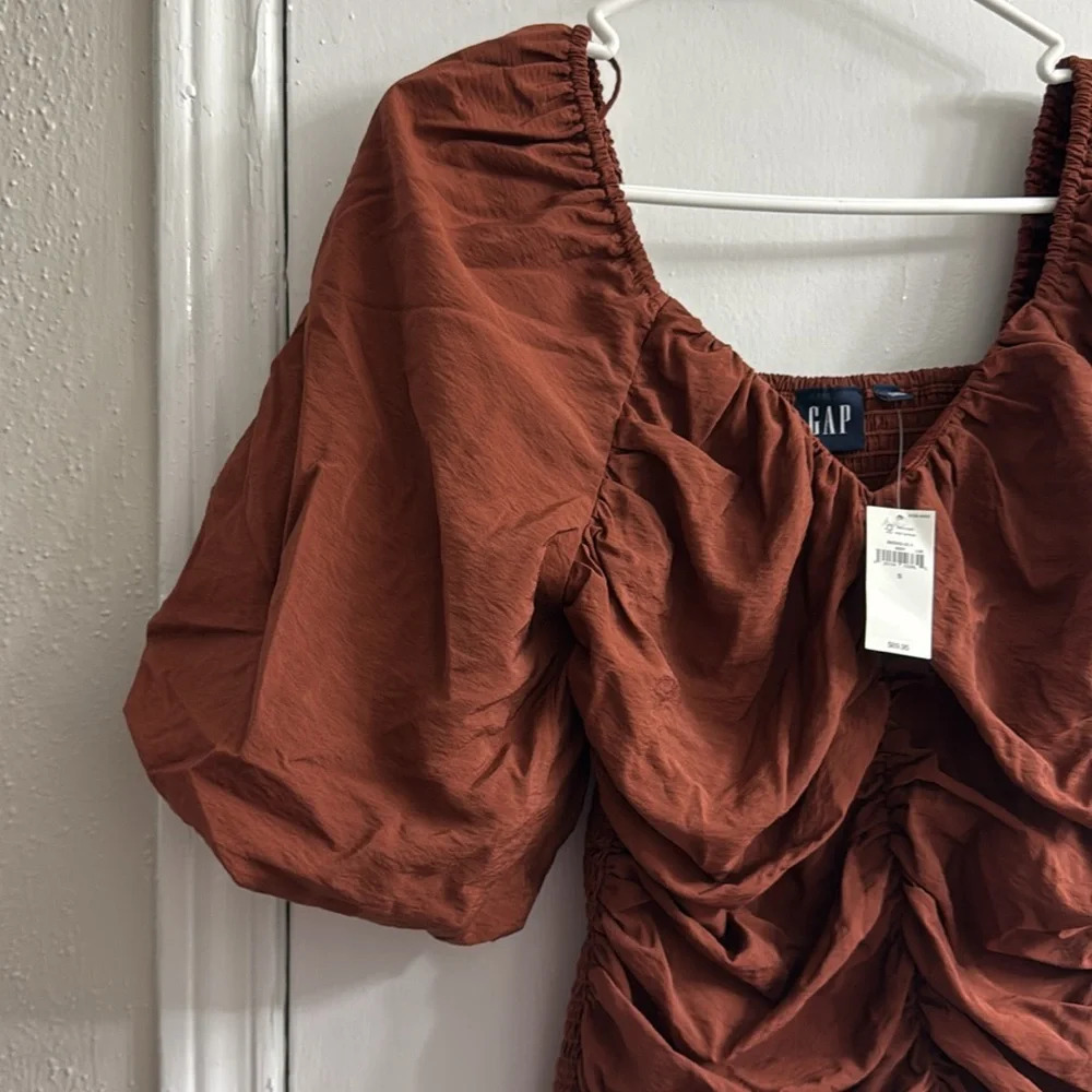 Gap Puff Sleeve Ruched Top NWT size Small - Picture 8 of 11
